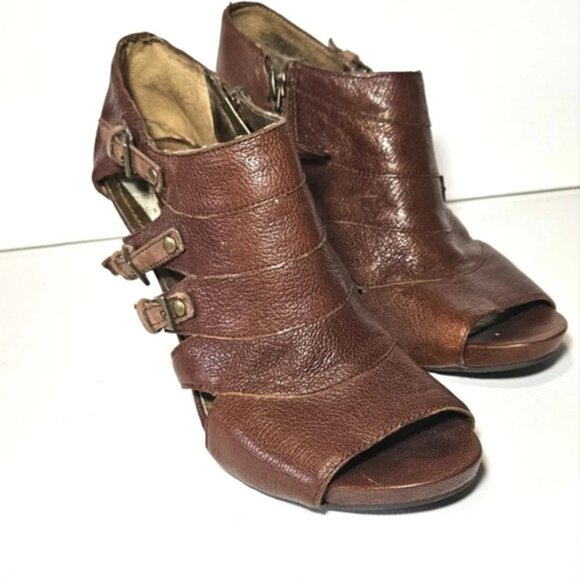 FREE ADD ON TO BUNDLE Nine West Leather HiLife Heeled - Picture 2 of 8